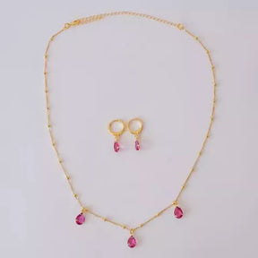 Conjunto Brinco e Colar Gota de Cristal Rosa no Dourado